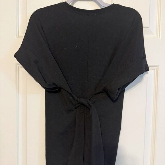 SheSky Black Back-Tie Summer Tee – Size Large, EUC, Lightweight & Flowy Fit - Picture 3 of 4